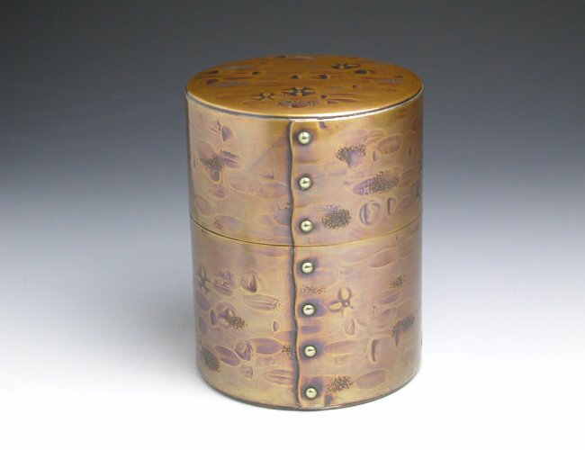 茶筒 生地色 四半斤 茶器【工芸ギフト】 工芸品 鍛造 おしゃれ 日本製