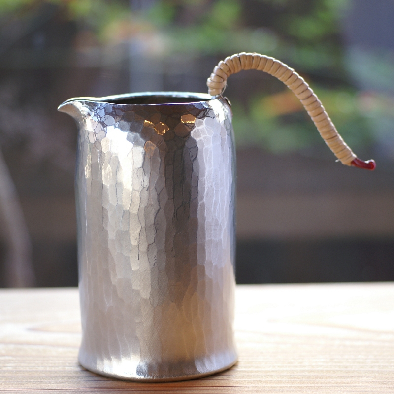 【高級酒器】錫半 錫製 徳利 ちろり ペア 2点 木箱入 槌目 ヴィンテージ 錫器 ちろり 高形底広 1.5合用 酒器 片口 手作り 錫製 【プレゼント