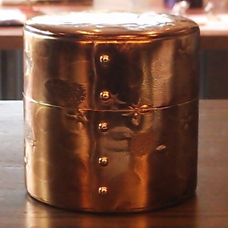 茶筒 銅 手作り 金色燻 八半斤 茶器【工芸ギフト】 工芸品 鍛造