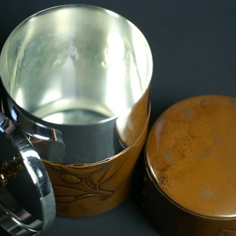 手作銅器 茶筒 宣徳 燻 椿 四半斤 茶器 | 鎌倉清雅堂