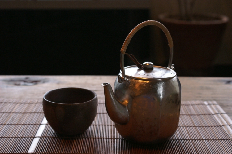 手づくり銅器 急須錫被吊付八角形(茶こし） 茶器 | 鎌倉清雅堂