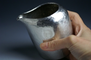 錫製　徳利21cm8.5cm ヨドバシ.com - 能作 能作 錫徳利 501301 通販【全品無料配達】