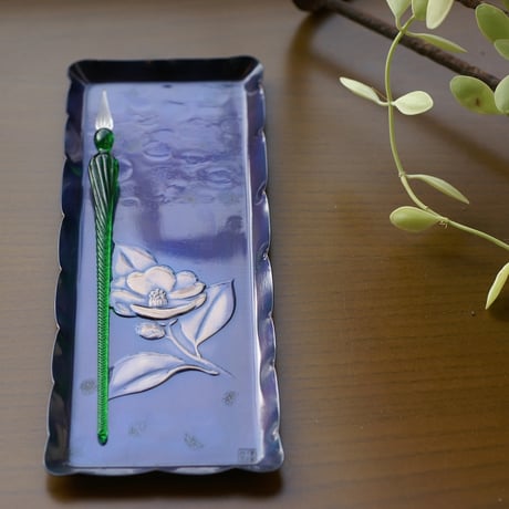 手作銅器　ペン皿 紫金色 椿　小【引出物記念品】