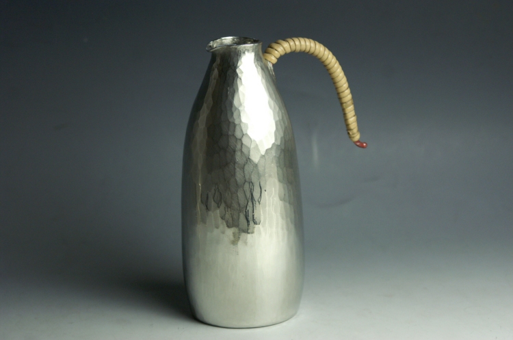 手作り錫器 錫ちろり細口徳利形 酒器【日本酒】 | 鎌倉清雅堂
