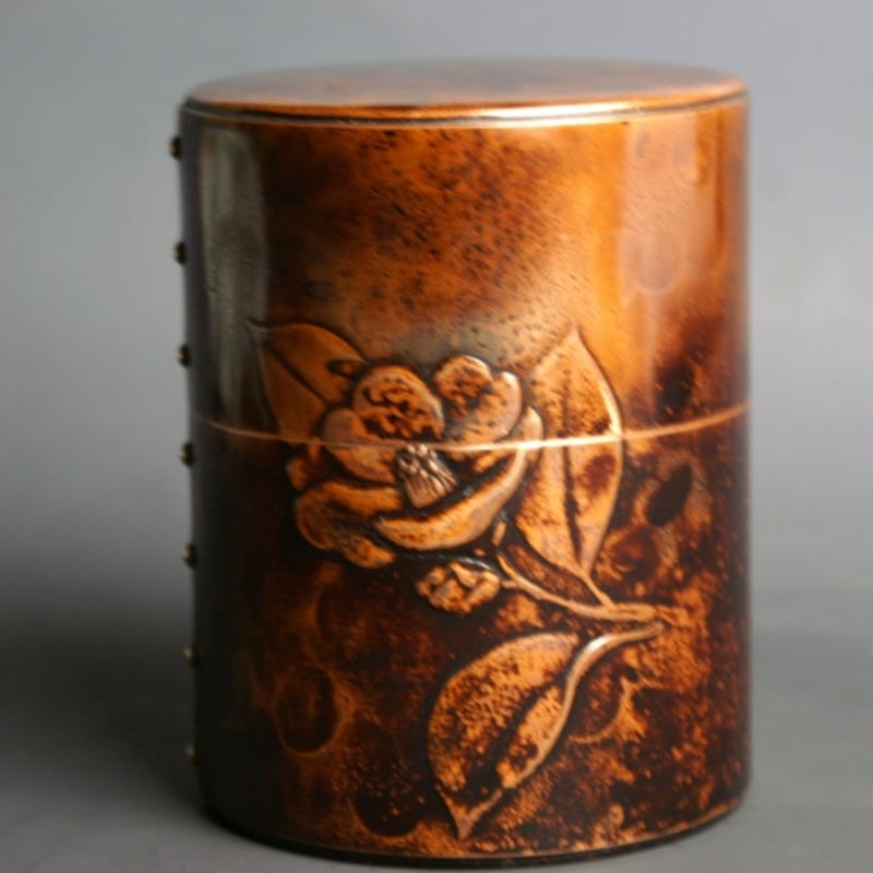 手作銅器 茶筒 宣徳 燻 椿 四半斤 茶器 | 鎌倉清雅堂