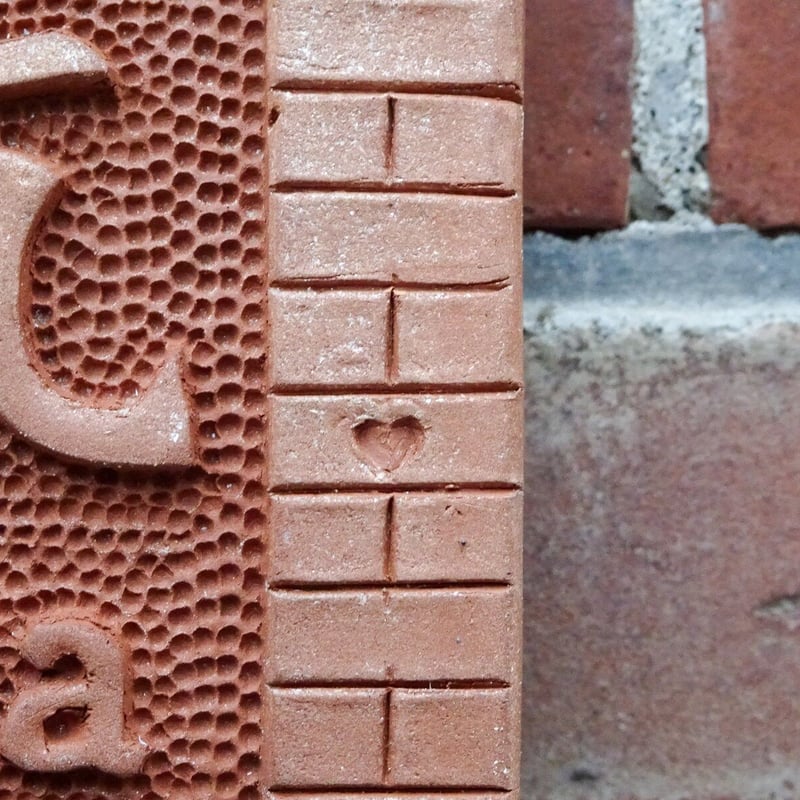 ふっかちゃん煉瓦表札・名前プレート | oniyoshishop's STORE