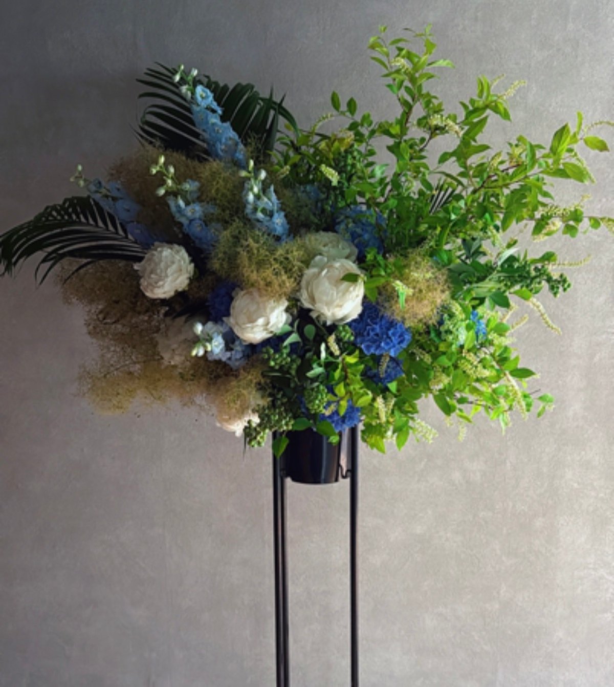 スタンド花（Mサイズ） | MAKOTOOKUDOMI