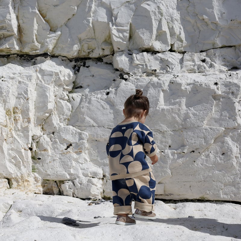 ボトムス organiczoo Azulejos Traveller Pants 1-2y ボトムス organiczoo Azulejos Traveller Pants 1-2y - ボトムス