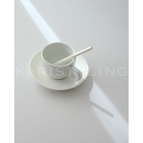 白いコーヒーカップ③