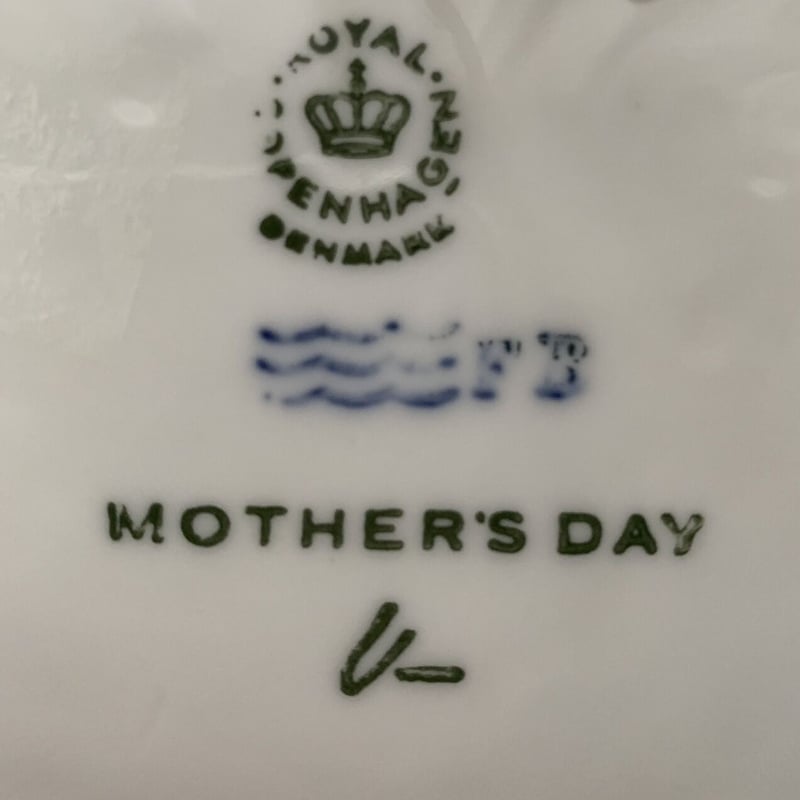 little north35] ロイヤル・コペンハーゲン 母の日プレート(1973年・花