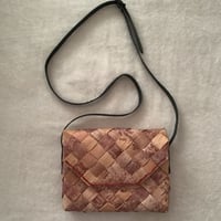[min favorit  YKR5] 白樺細工の蓋付きショルダーバッグ