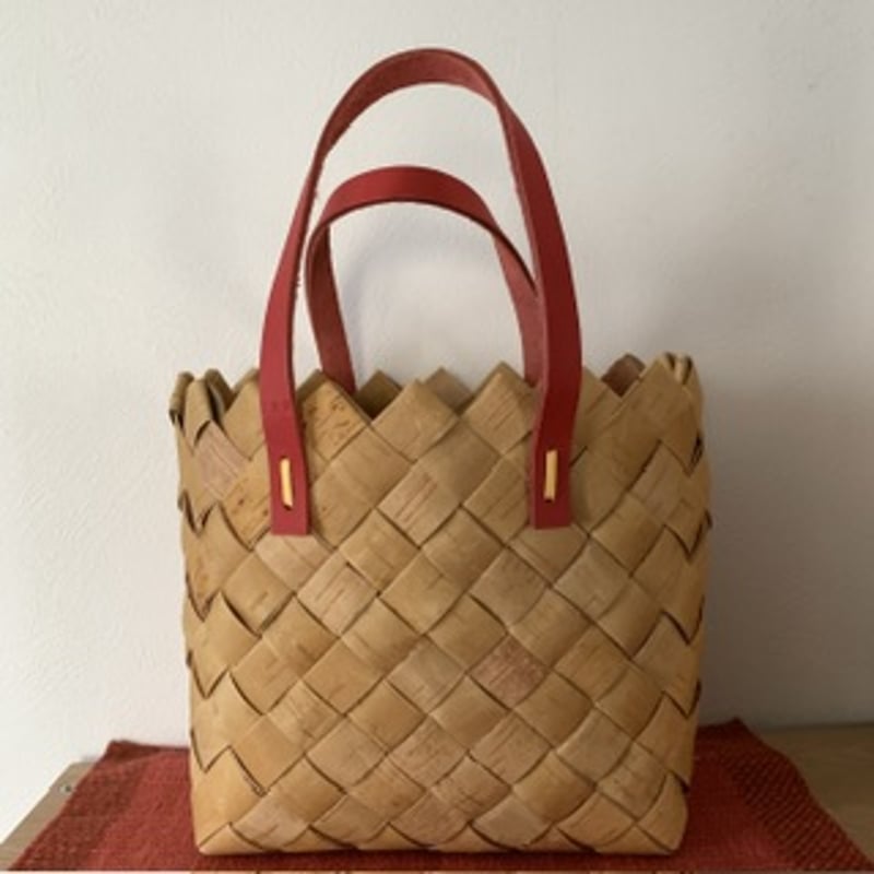 白樺かご 黒ハンドルのトートバッグ （バッグ | 日用生活雑貨 小春商店） 