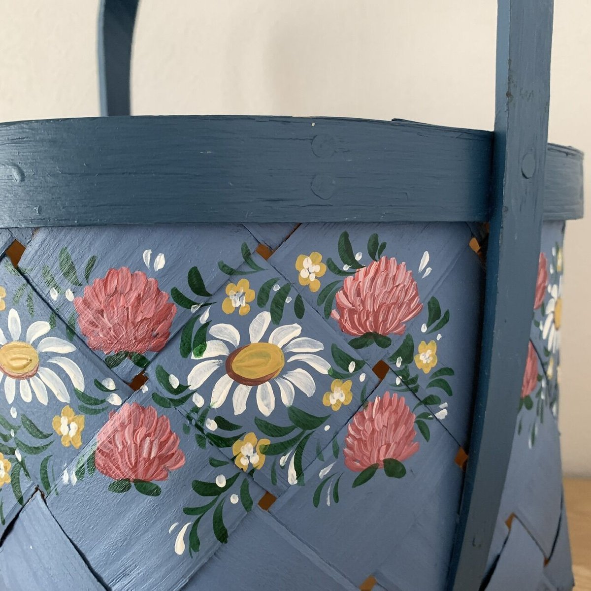 トールペイント 。バスケット。ベア。 little north 56] スウェーデン 花のトールペイントのパイン材