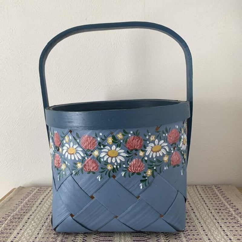 little north 56] スウェーデン 花のトールペイントのパイン材