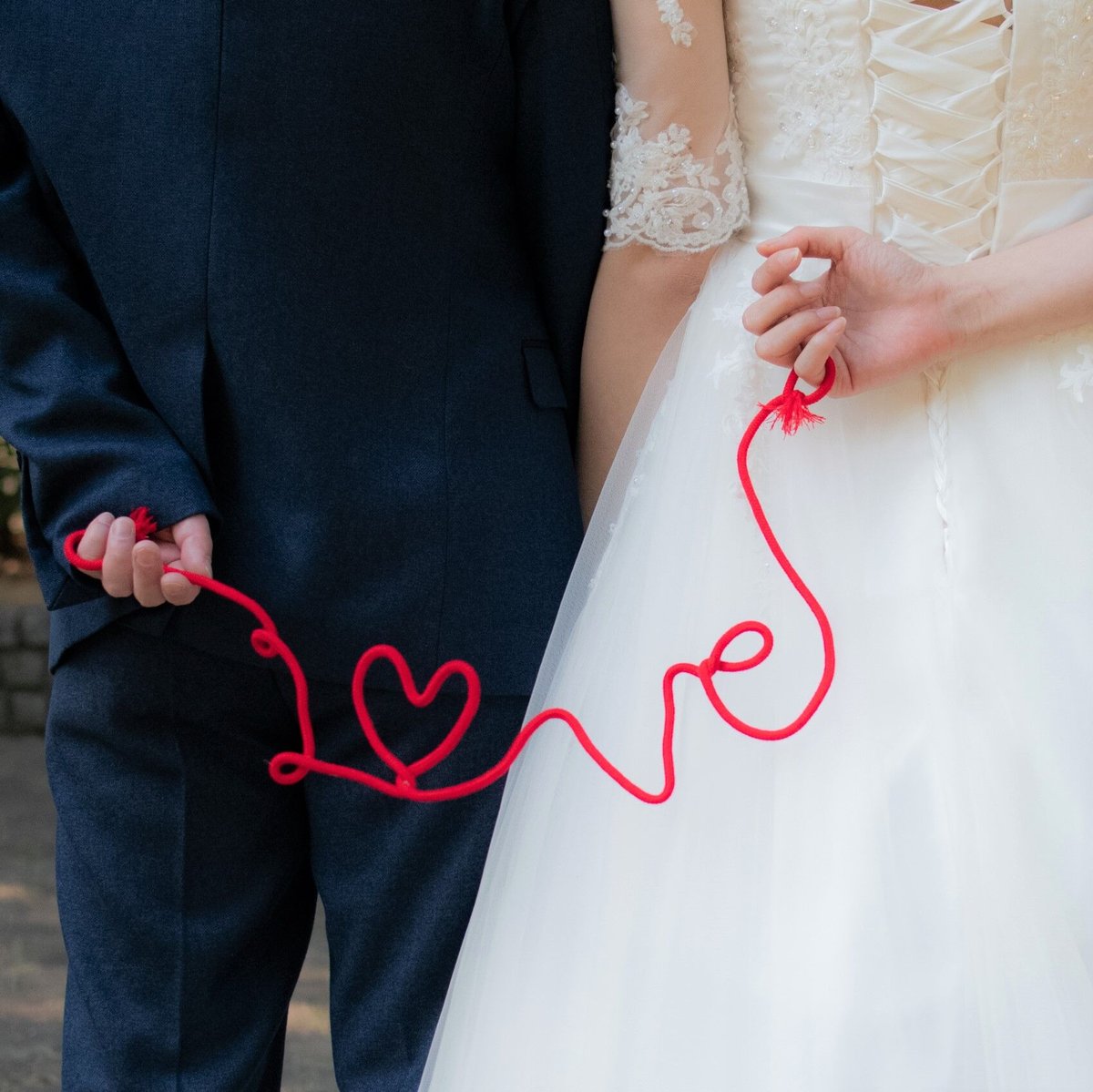 ウェディング小物 前撮り 前撮り】おすすめ撮影小物10選 | スタジオTVB 梅田店 | 前撮り