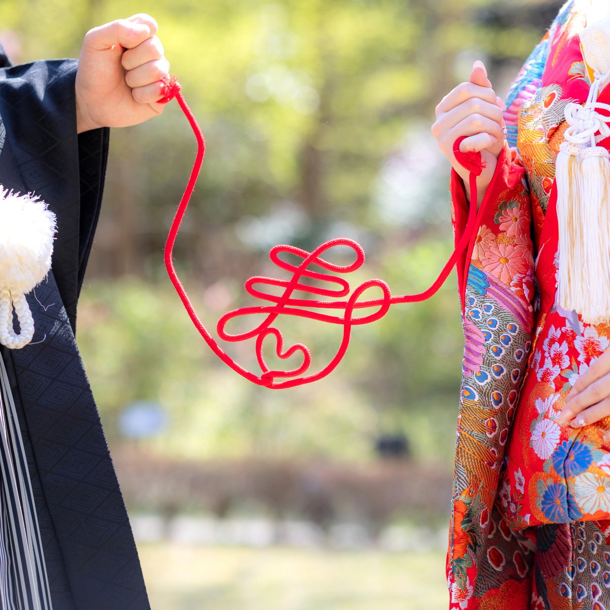 SNSで大人気※ 運命の赤い糸「寿」 | 結婚式前撮りアイテム