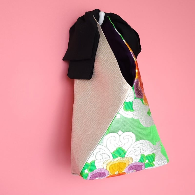 ミニリボンバッグ 正絹帯地 紗綾形唐花丸文様【着物・帯のリメイク