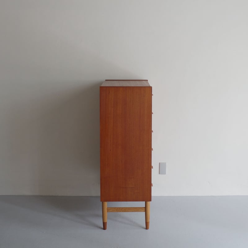 Carl Aage Skov / No.47 トールチェスト（ teak / oak ） |