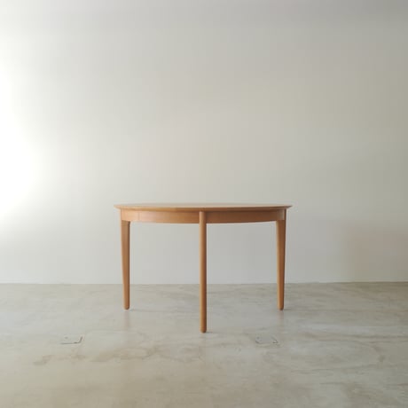 Arne Vodder for VAMO Møbelfabrik / ラウンドダイニングテーブル〈 oak 〉