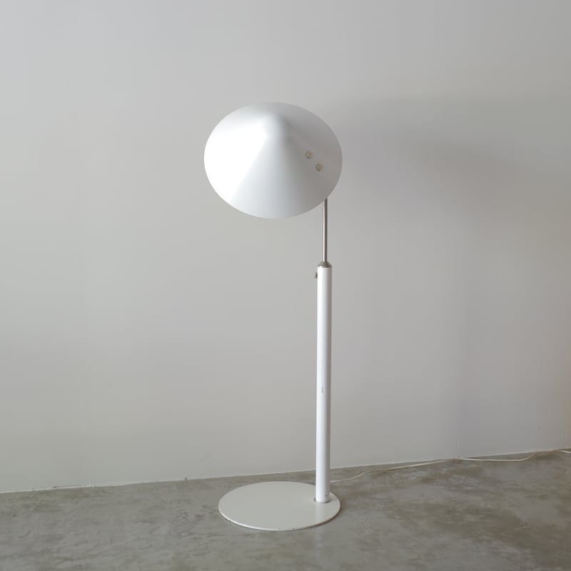 Jorgen Gammelgaard / ''FLOOR VIP'' フロアランプ | 𝐟𝐥𝐨𝐨𝐫