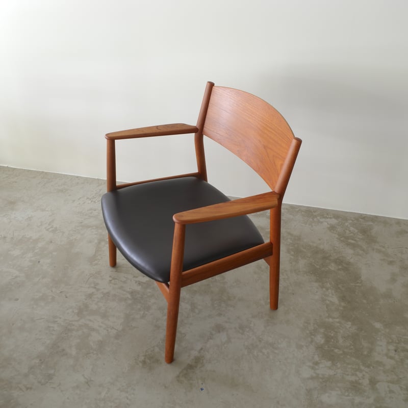 Borge Mogensen / model.147 イージーチェア（ teak ） | 𝐟𝐥𝐨𝐨𝐫