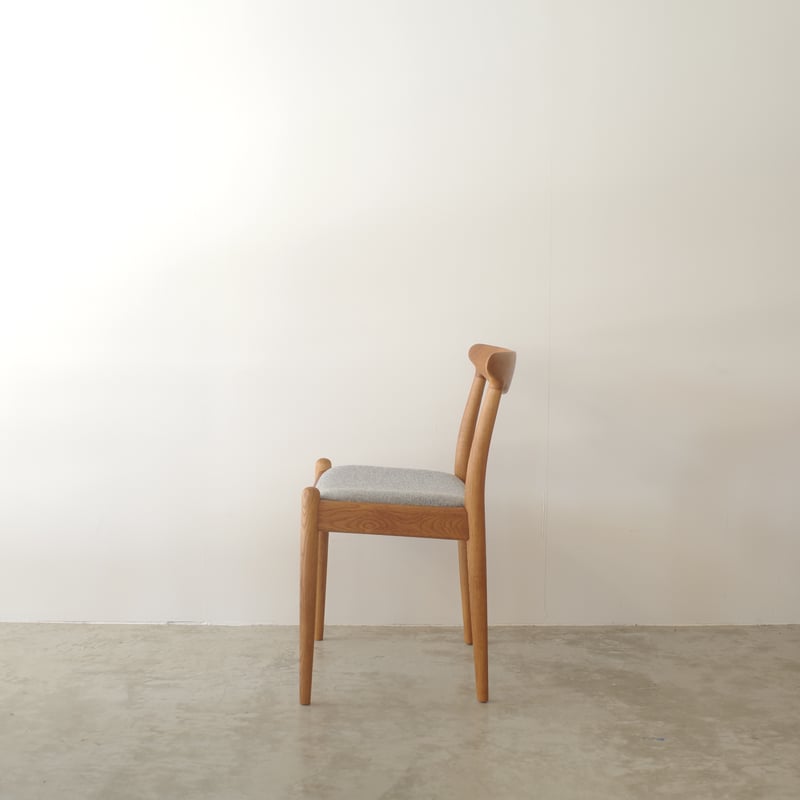 Hans J. Wegner / W1 ダイニングチェア〈 oak 〉 | 𝐟𝐥𝐨𝐨𝐫