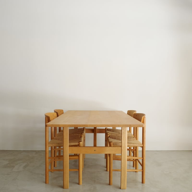 Borge Mogensen / model.6284 ダイニングテーブル | 𝐟𝐥𝐨𝐨𝐫