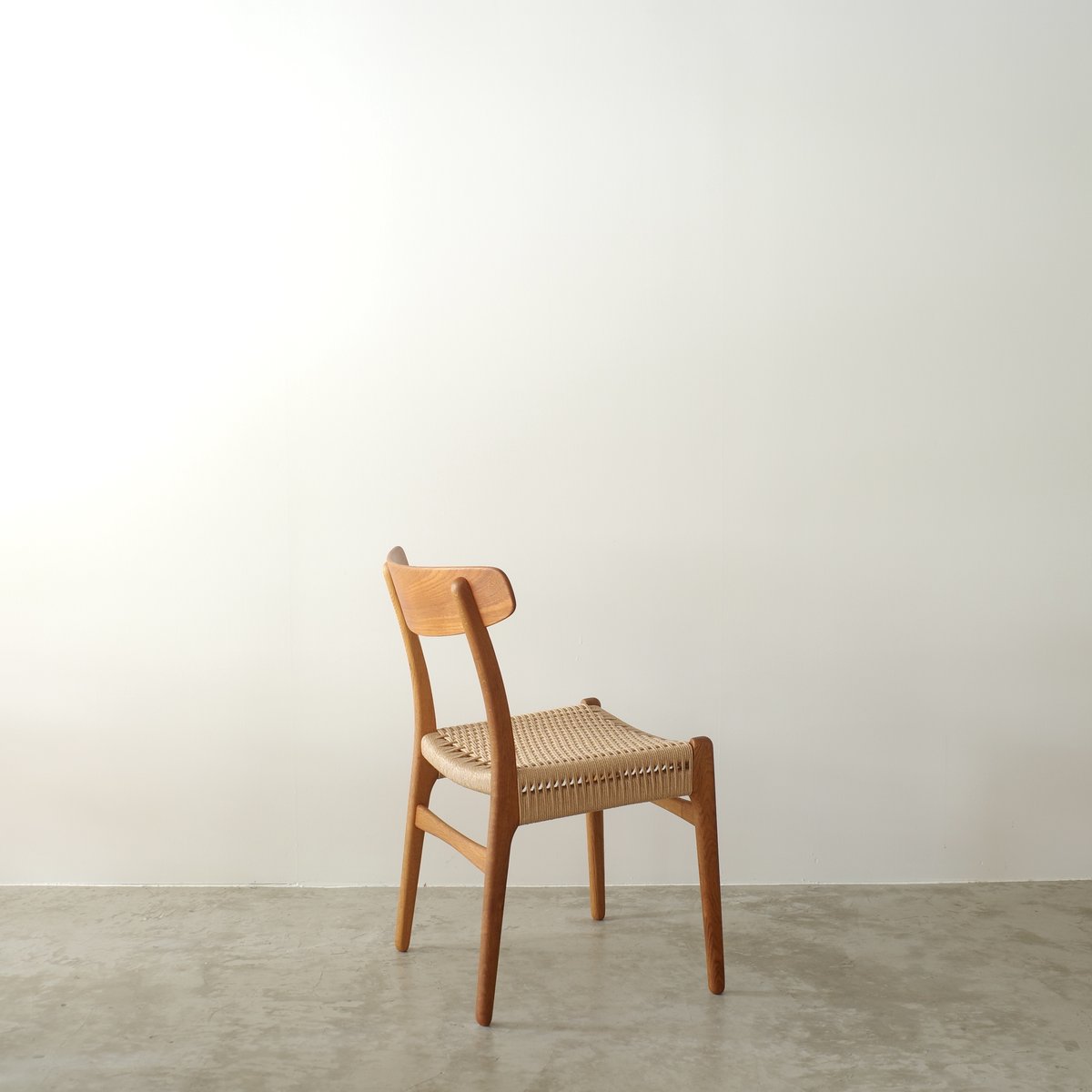 Hans J. Wegner / CH23 ダイニングチェア | 𝐟𝐥𝐨𝐨𝐫
