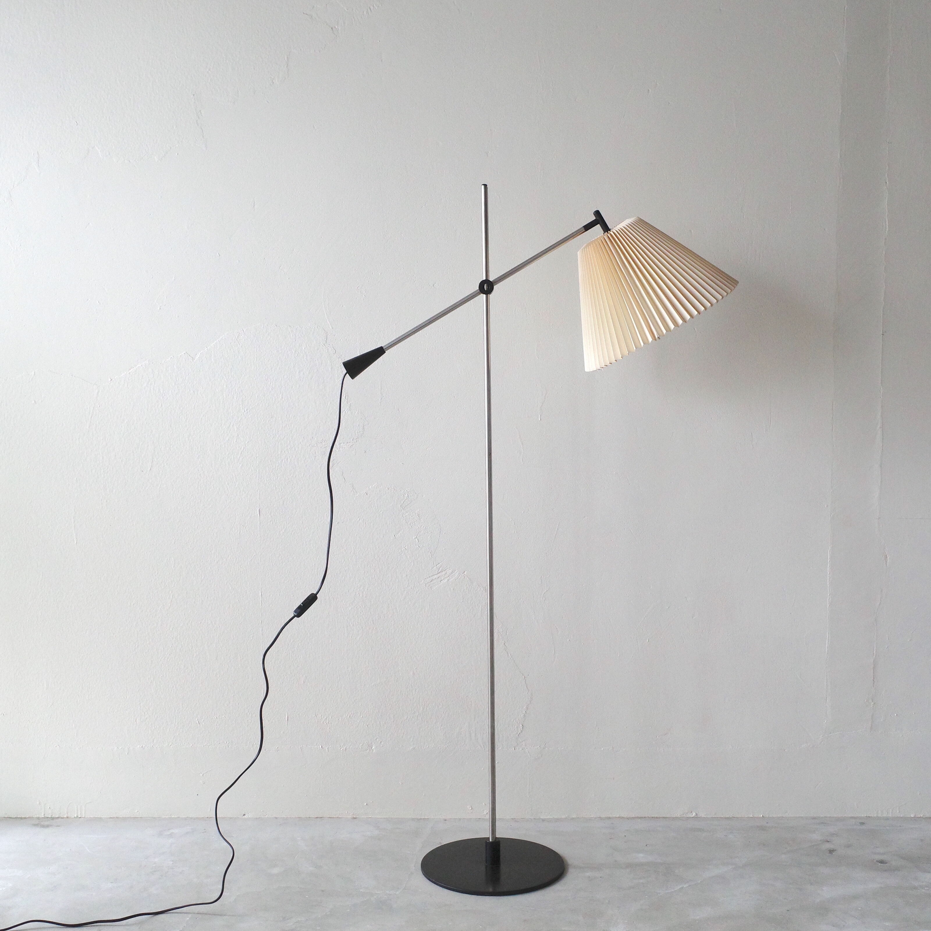 Christian Hvidt for Le Klint / model.323 フロアランプ