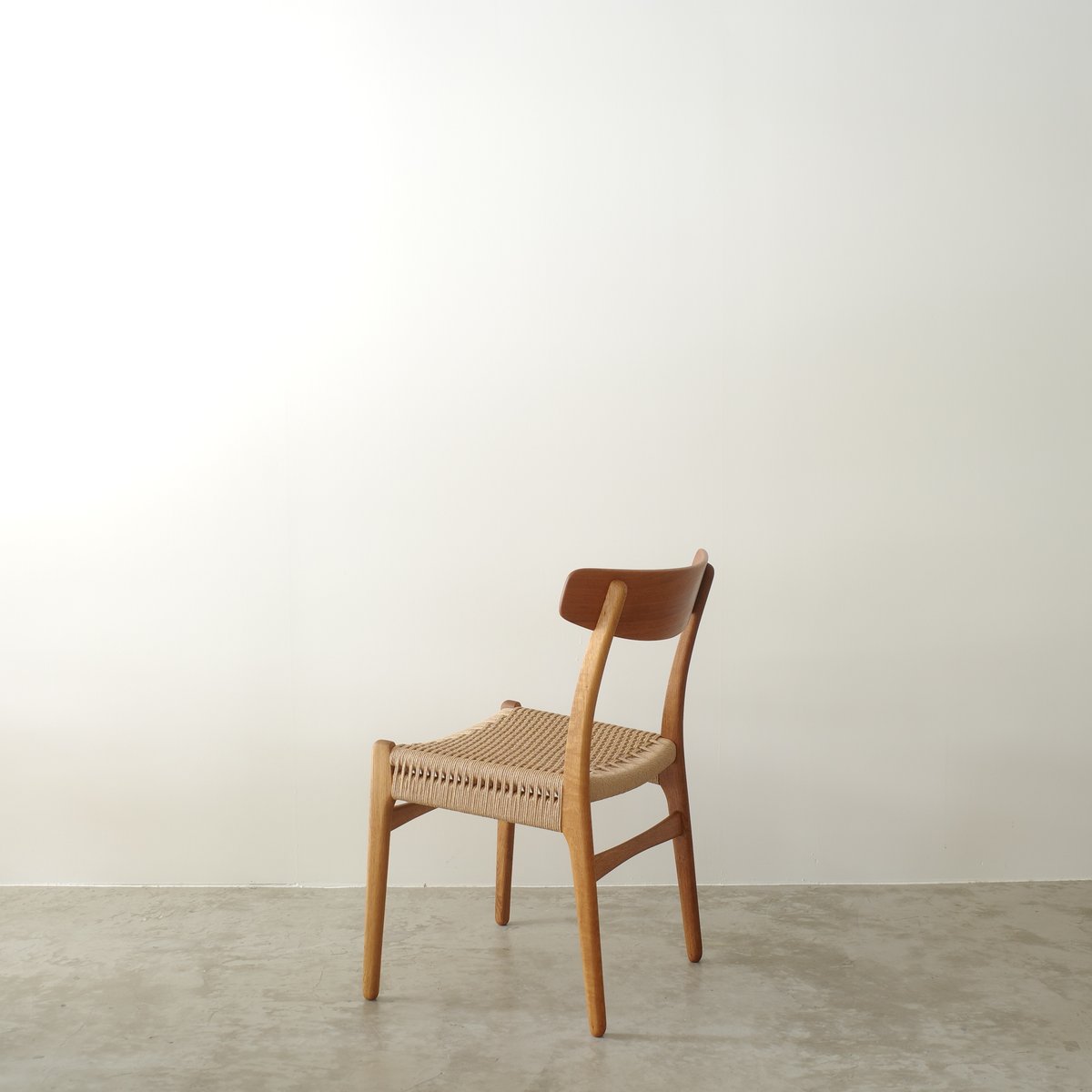 Hans J. Wegner / CH23 ダイニングチェア | 𝐟𝐥𝐨𝐨𝐫