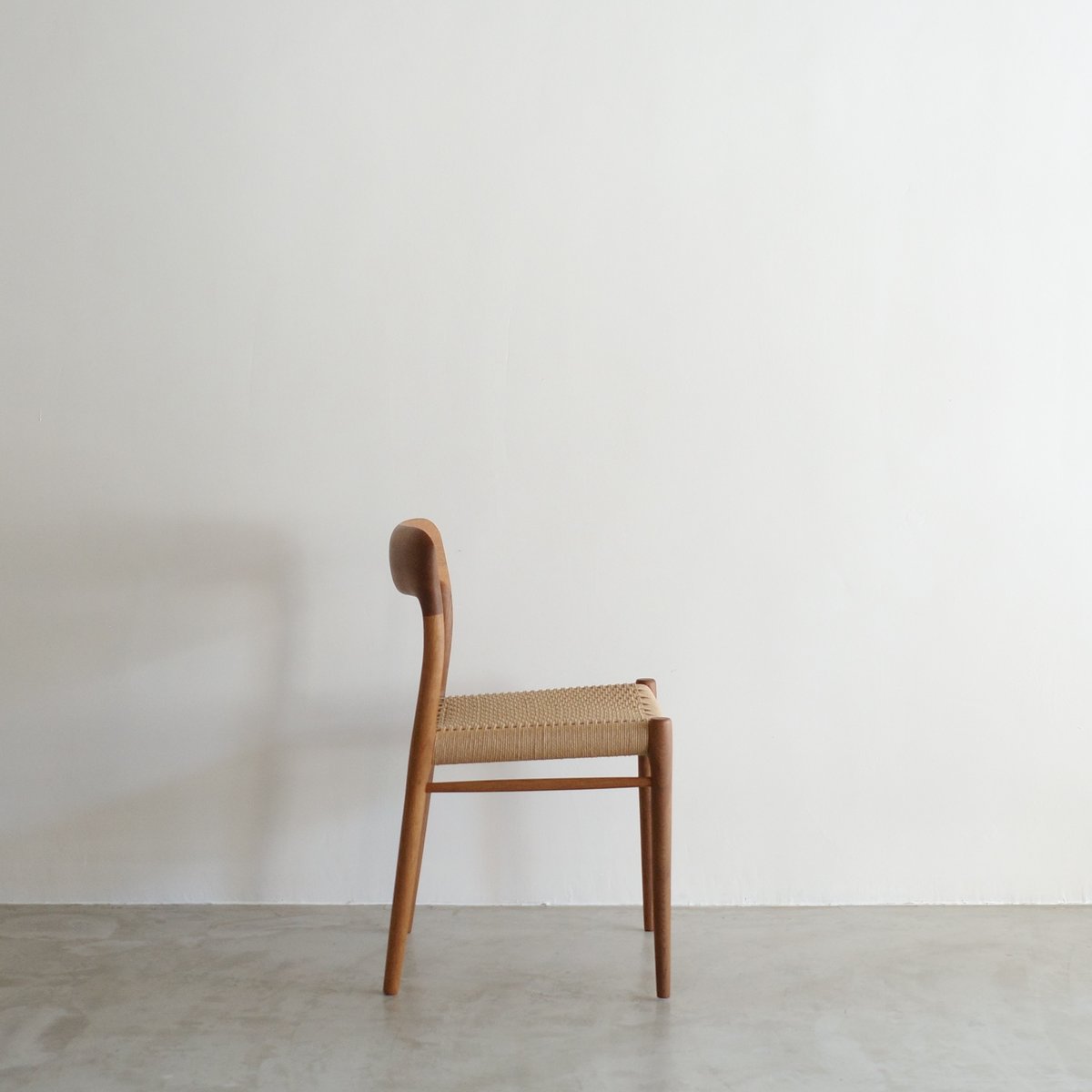 Niels Otto Moller model.75 ダイニングチェア オーク Niels Otto Moller model.75 ダイニングチェア オーク | 北欧家具