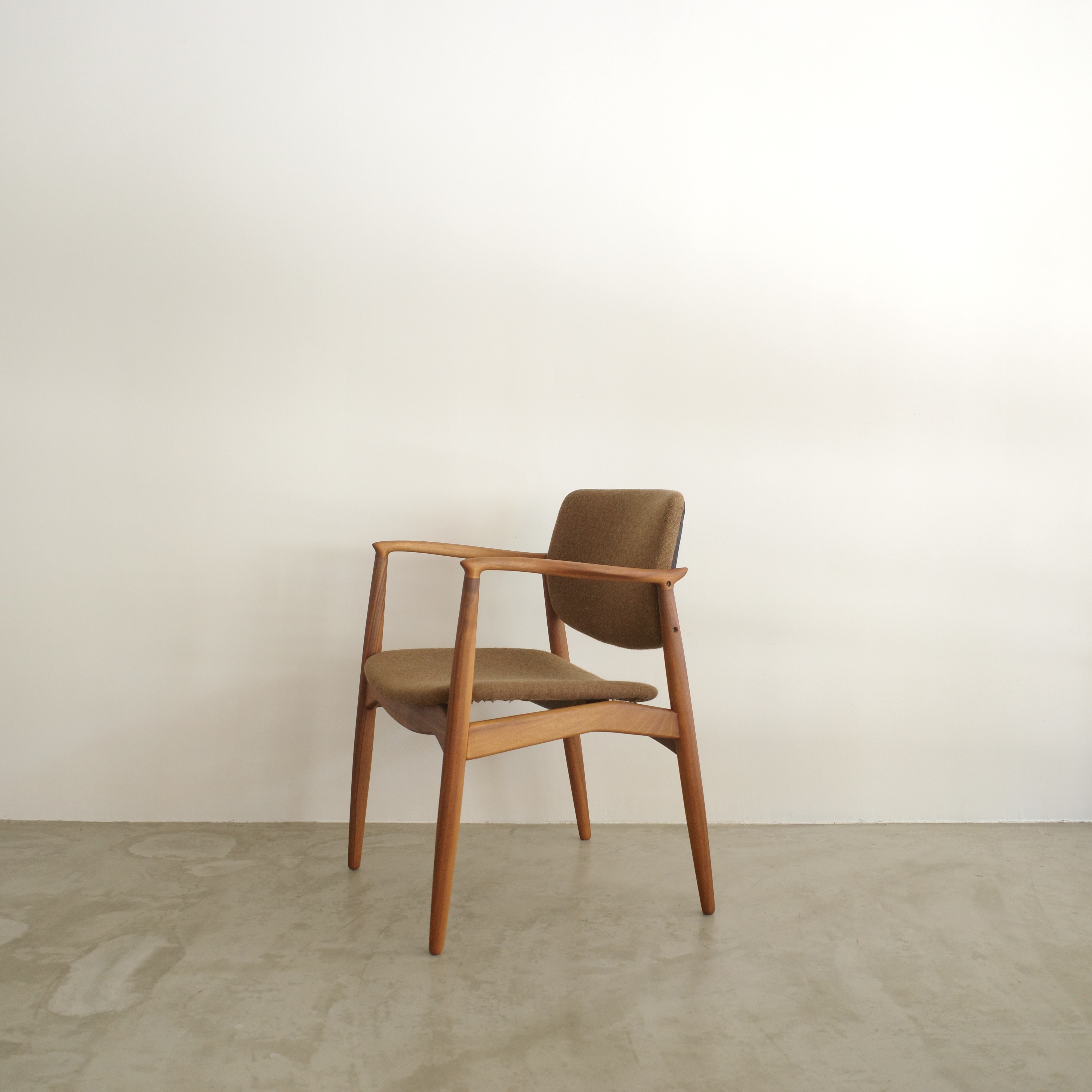Erik Buck / Model.67 ''Captains chair'' アームチェア