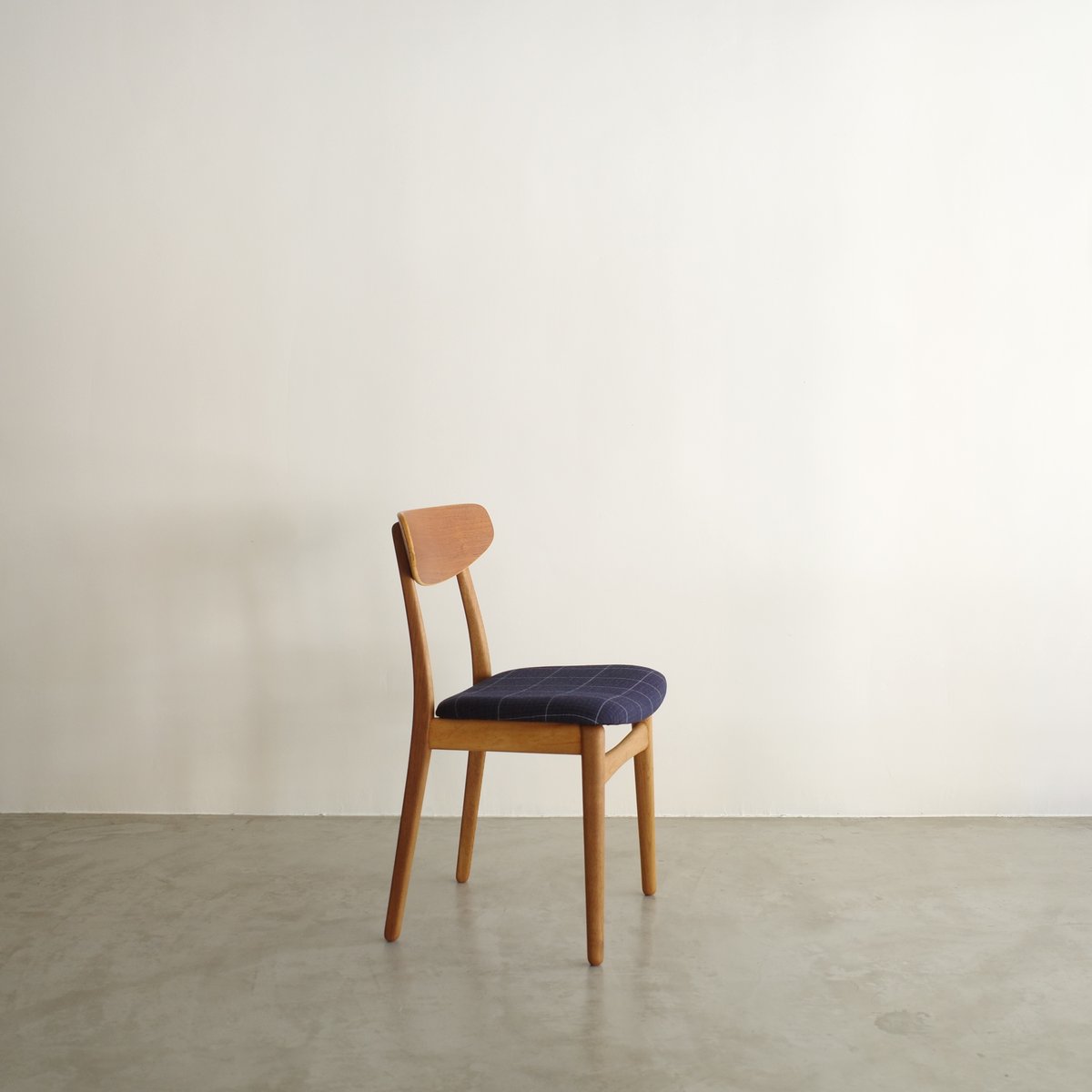 Henning Kjaernulf for Bruno Hansen / ダイニングチェア（