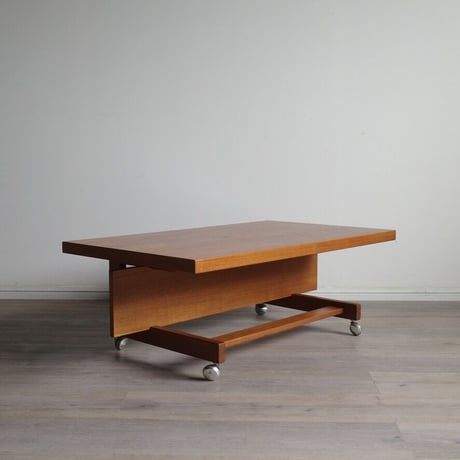 Hans J. Wegner / RY19 TVボード