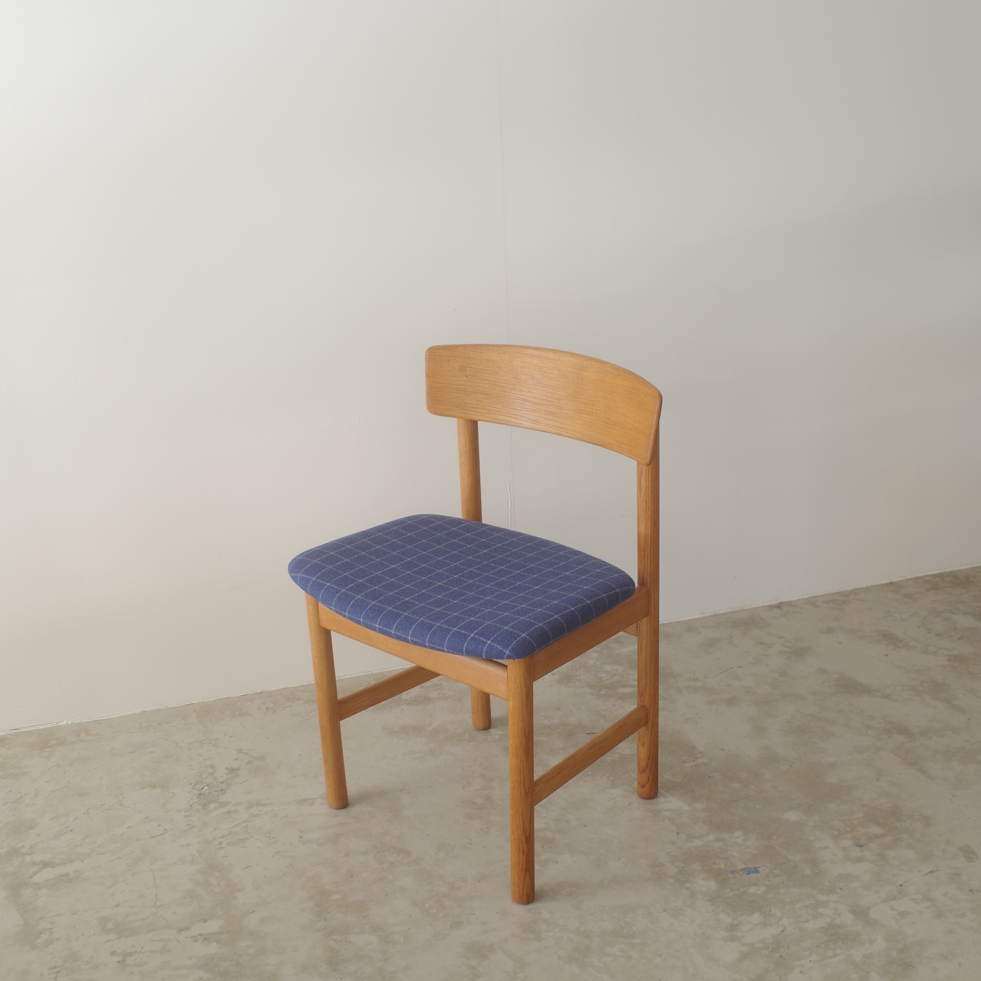 Borge Mogensen / Model.3236 ダイニングチェア〈 oak 〉 | 𝐟