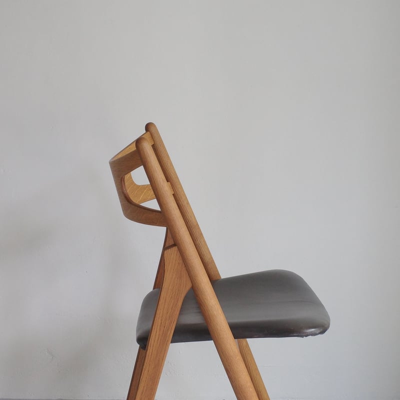 Hans J. Wegner / CH29 'Sawbuck' ダイニングチェア | 𝐟𝐥𝐨𝐨𝐫
