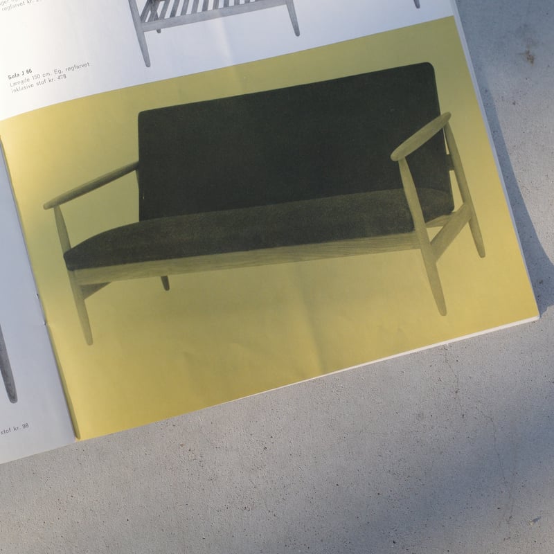 Ejvind A. Johansson / J66 2.5シートソファ（ oak ） | 𝐟𝐥𝐨𝐨𝐫