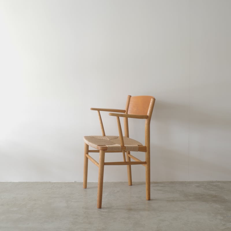 Borge Mogensen / model.156 アームチェア | 𝐟𝐥𝐨𝐨𝐫