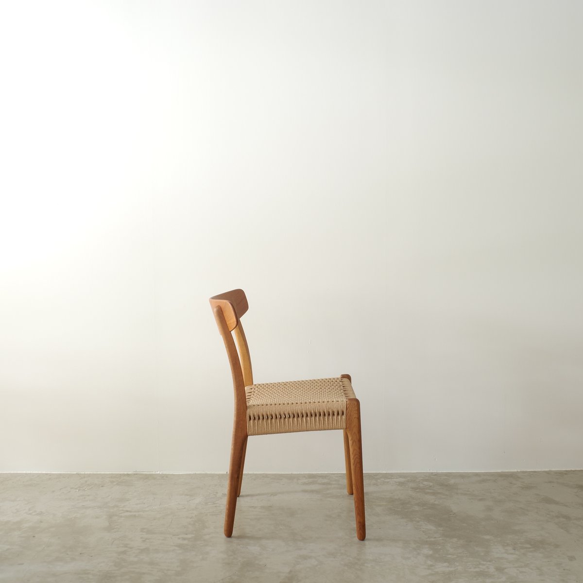Hans J. Wegner CH23 ダイニングチェア Hans J. Wegner / CH23 ダイニングチェア（ teak / oak ） |