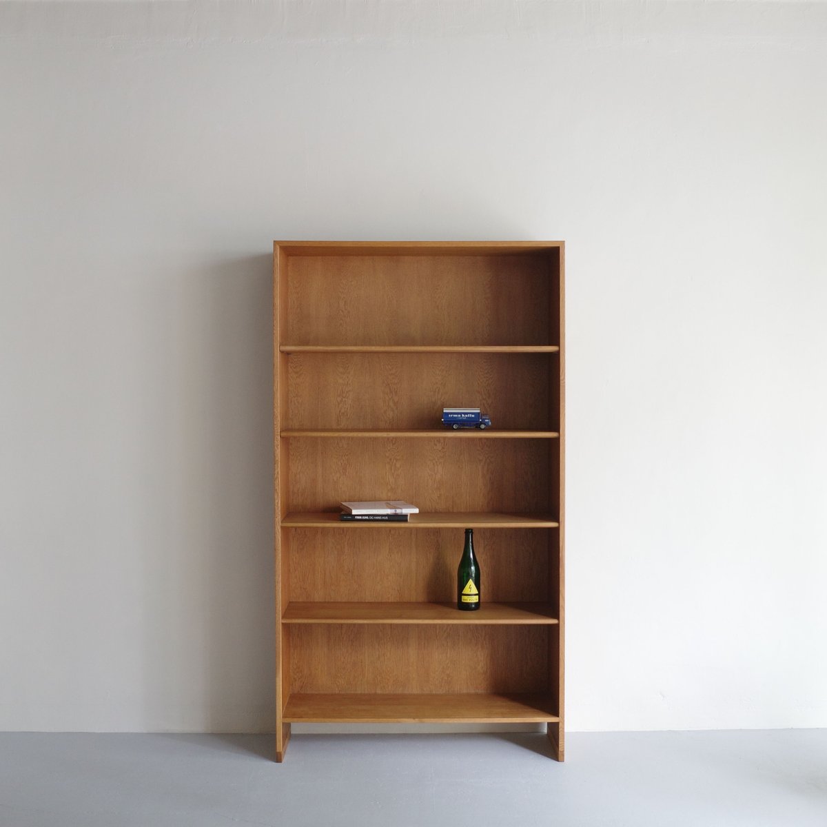 Hans J. Wegner / RY8 ブックシェルフ（ oak ） | 𝐟𝐥𝐨𝐨𝐫
