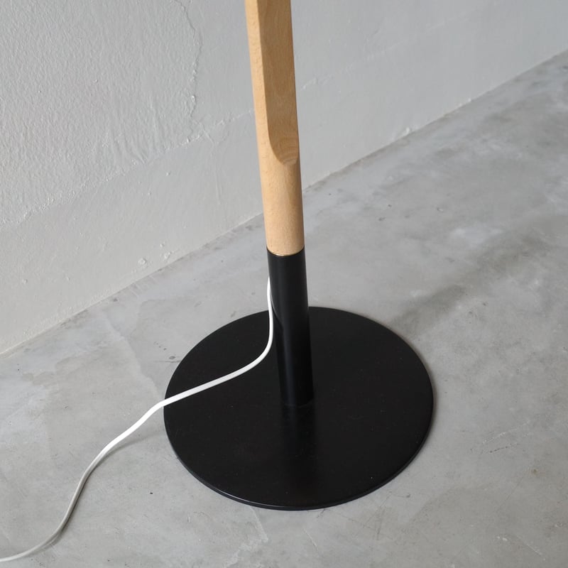 Vilhelm Wohlert for Le Klint / model.325 フロアランプ