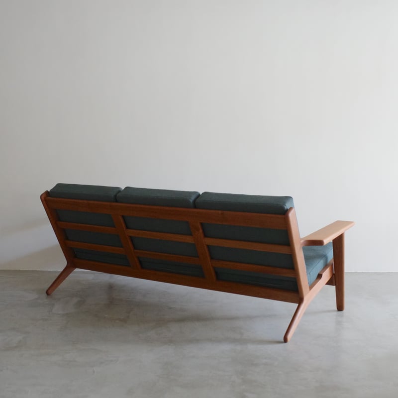 Hans J. Wegner / GE290 3シートソファ | 𝐟𝐥𝐨𝐨𝐫