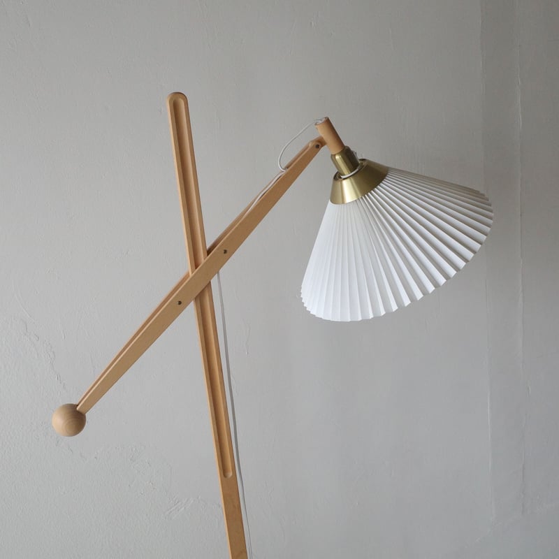 希少　引き取り限定　フロアランプ Vilhelm Wohlert for Le Klint / model.325 フロアランプ
