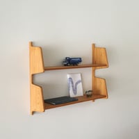 Danish cabinet maker / ウォールシェルフ