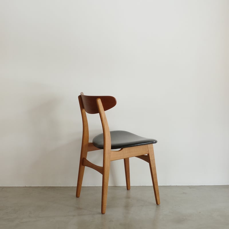 Hans J. Wegner / CH30 ダイニングチェア（ teak / oak ） |