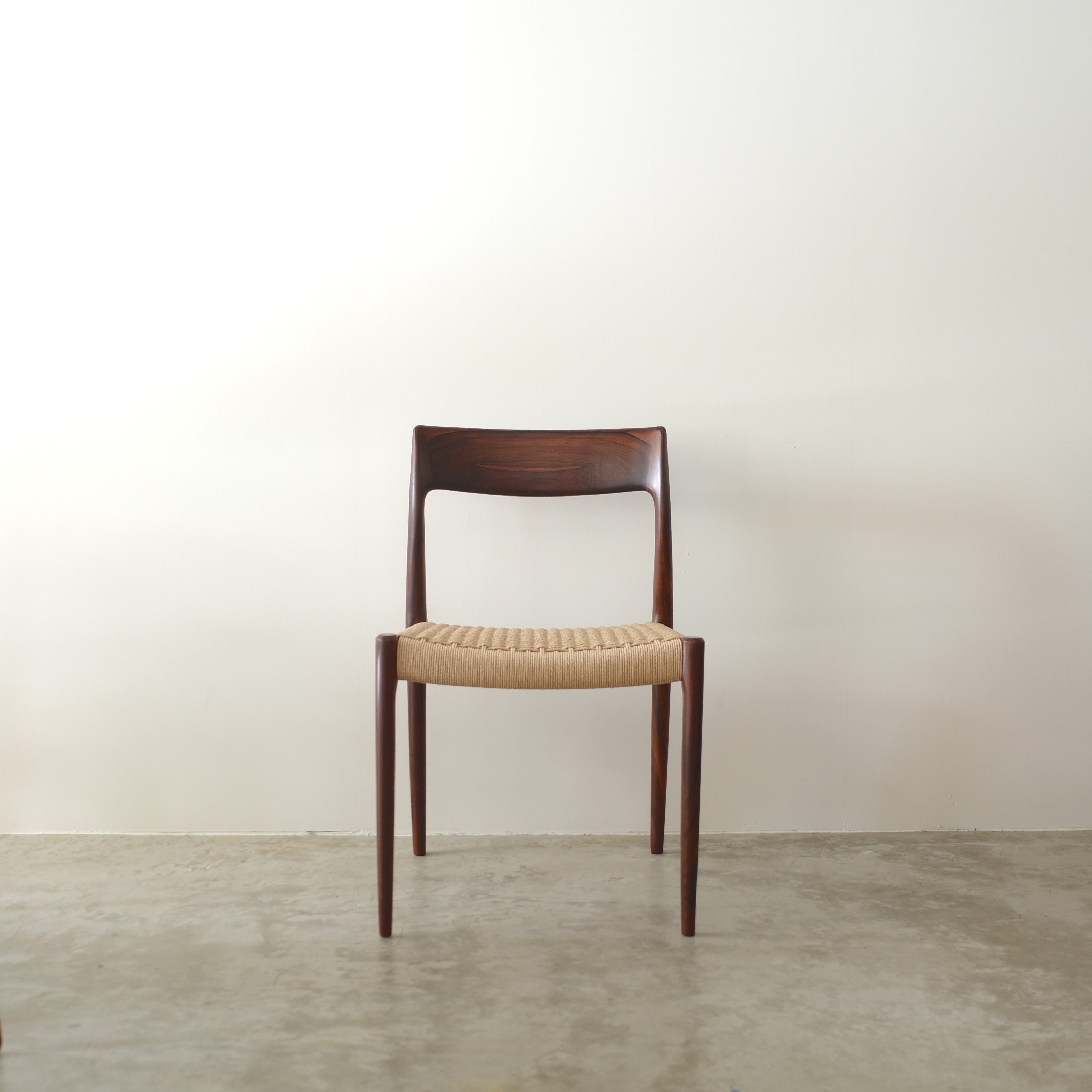 Niels Otto Moller for J. L. Moller / Model.77 ダ