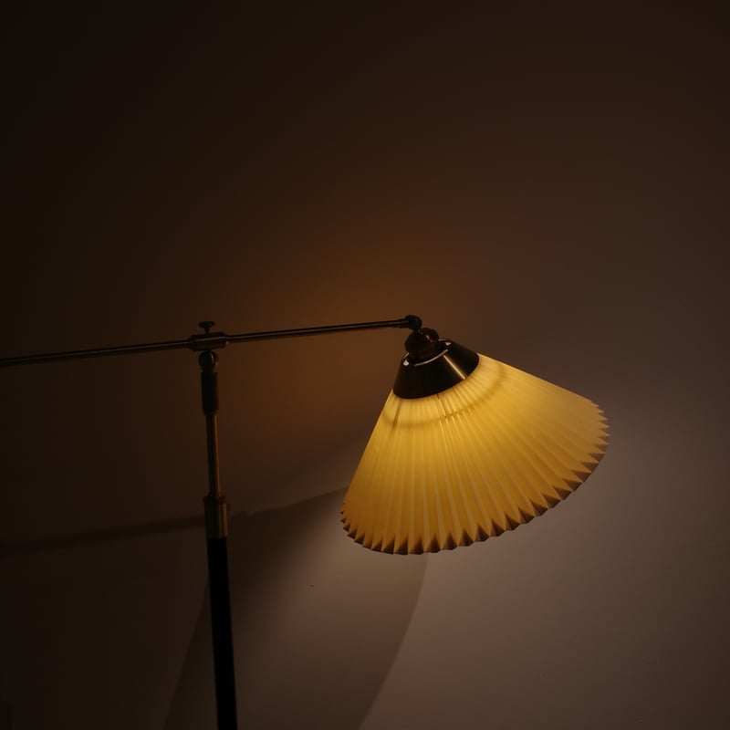 Aage Petersen for Le Klint / model.349 フロアランプ |