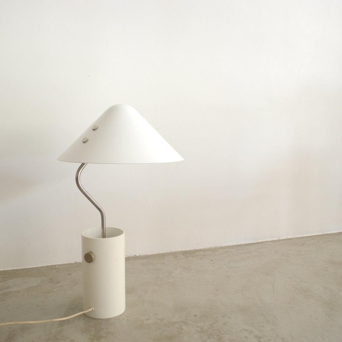 A ヨルゲン ガメルゴー デスクランプ Swing vip スイングヴィップ