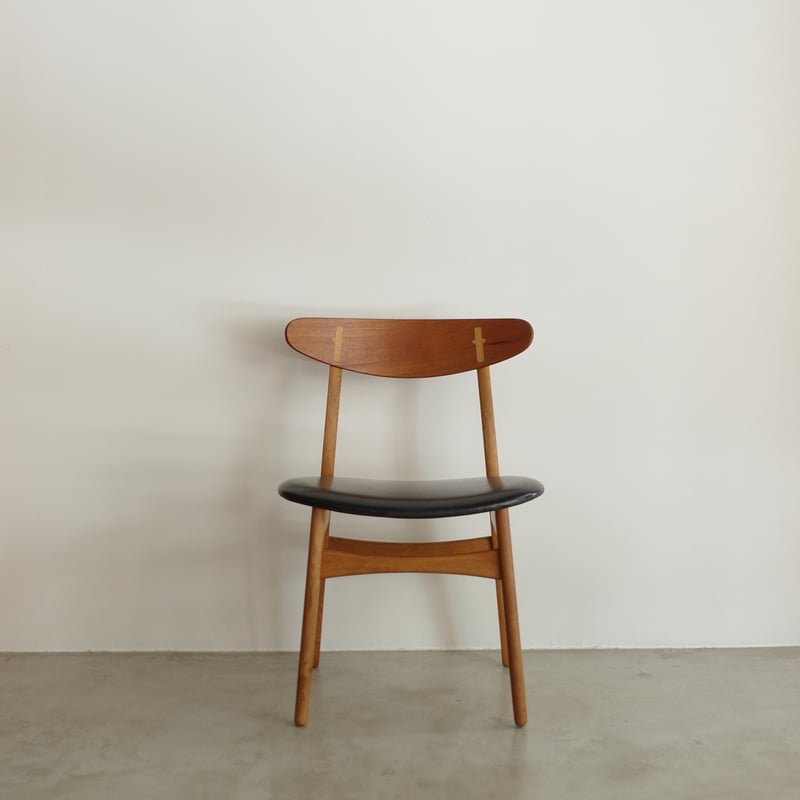 Hans J. Wegner / CH30 ダイニングチェア（ teak / oak ） |