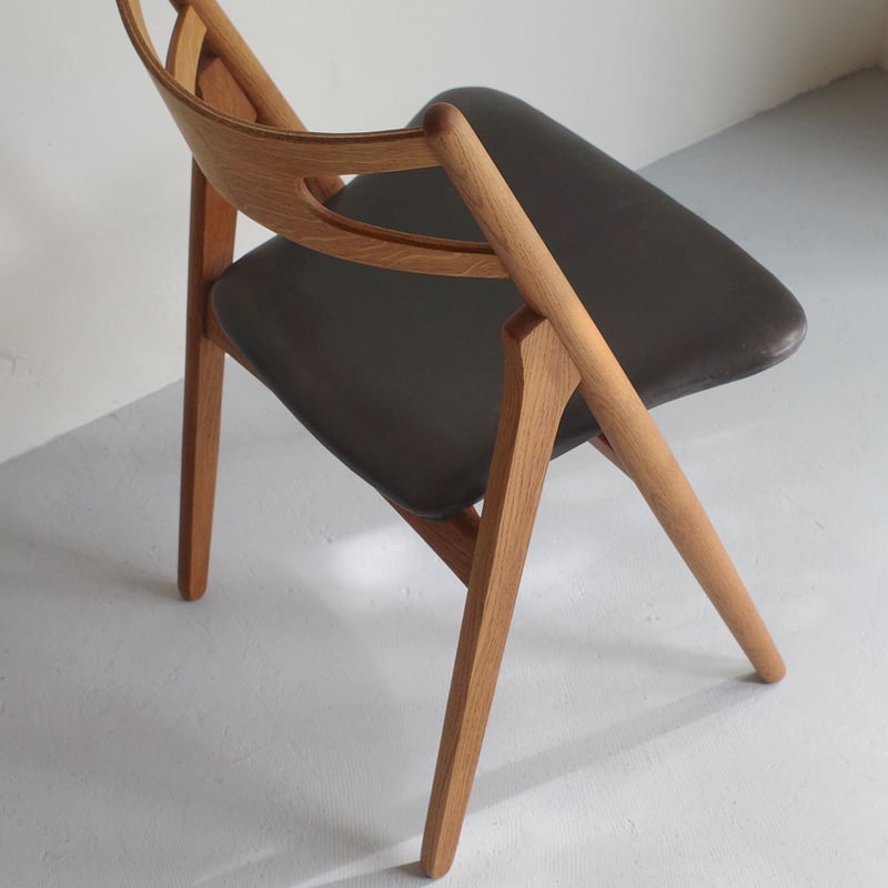 Hans J. Wegner / CH29 'Sawbuck' ダイニングチェア | 𝐟𝐥𝐨𝐨𝐫 Hans J. Wegner / CH29 'Sawbuck' ダイニングチェア | 𝐟𝐥𝐨𝐨𝐫